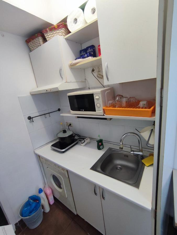 Nice Flat Within Walking Range To The Beach Appartamento Barcellona Esterno foto