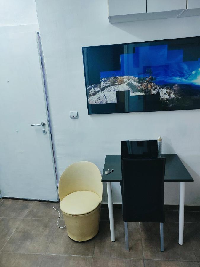 Nice Flat Within Walking Range To The Beach Appartamento Barcellona Esterno foto