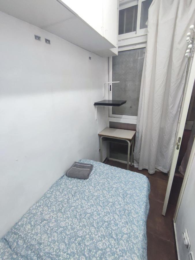 Nice Flat Within Walking Range To The Beach Appartamento Barcellona Esterno foto