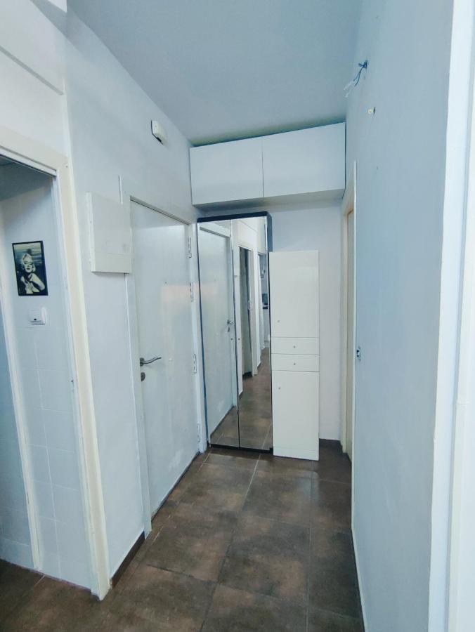 Nice Flat Within Walking Range To The Beach Appartamento Barcellona Esterno foto