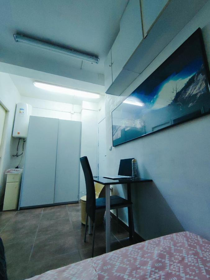 Nice Flat Within Walking Range To The Beach Appartamento Barcellona Esterno foto