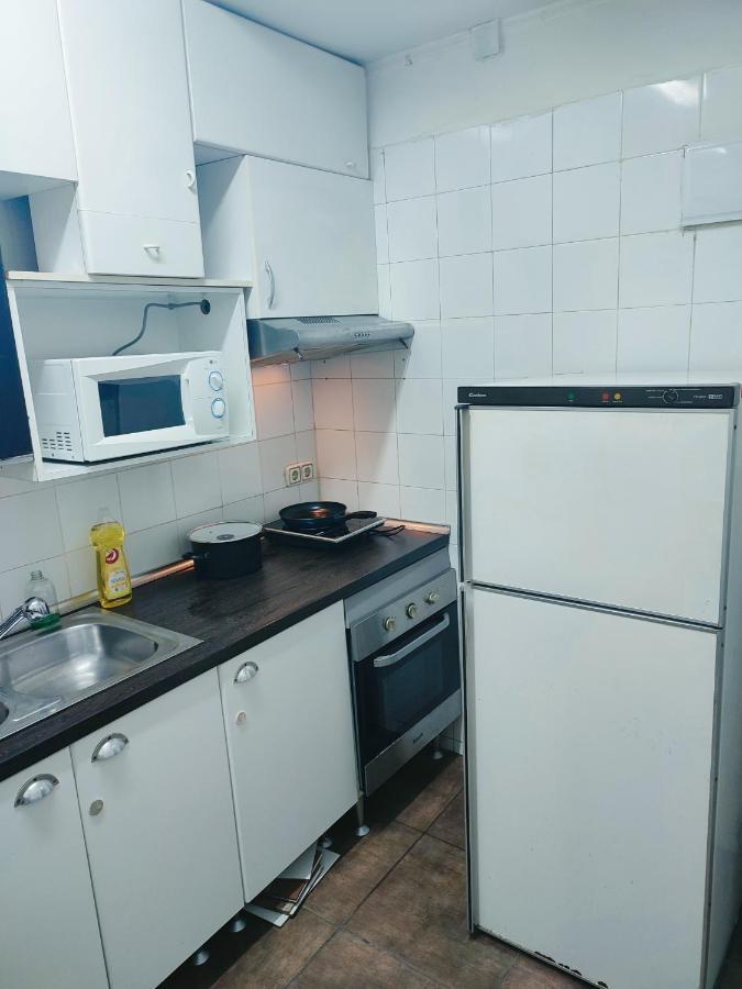 Nice Flat Within Walking Range To The Beach Appartamento Barcellona Esterno foto